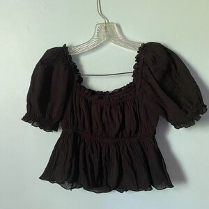 NWOT aritzia sunday best puff sleeve crop top